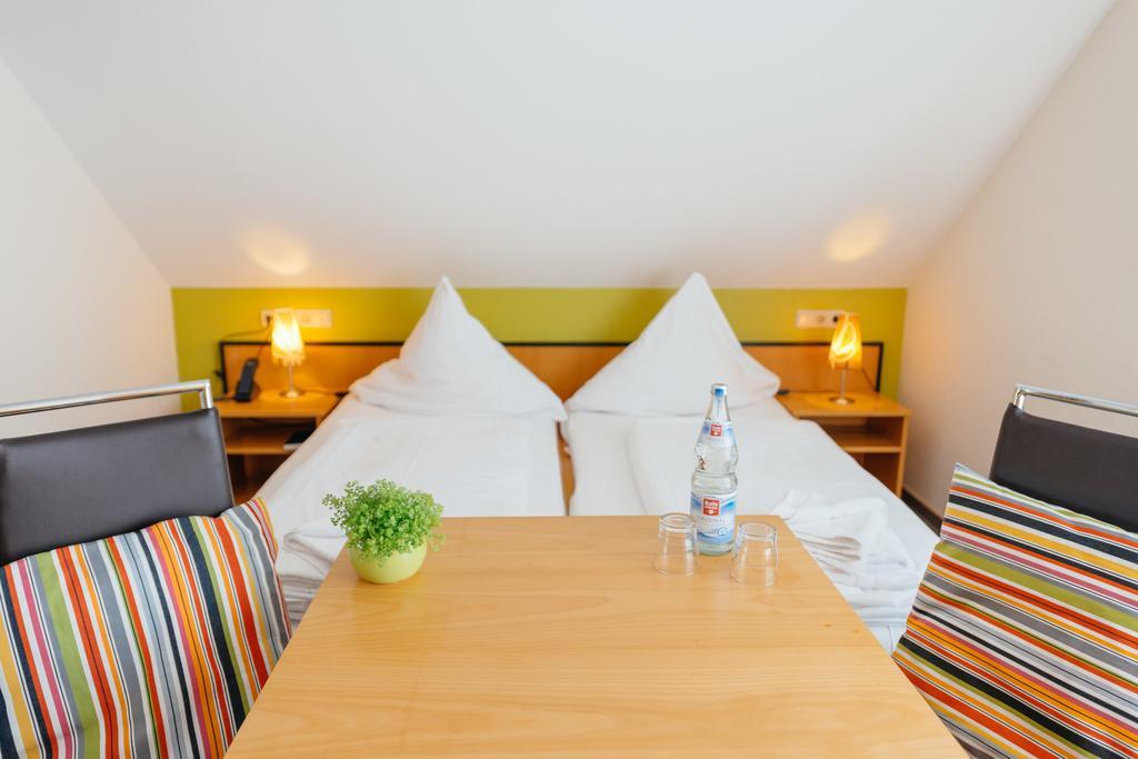 Hotel Rhoenhof 훈펠트 외부 사진