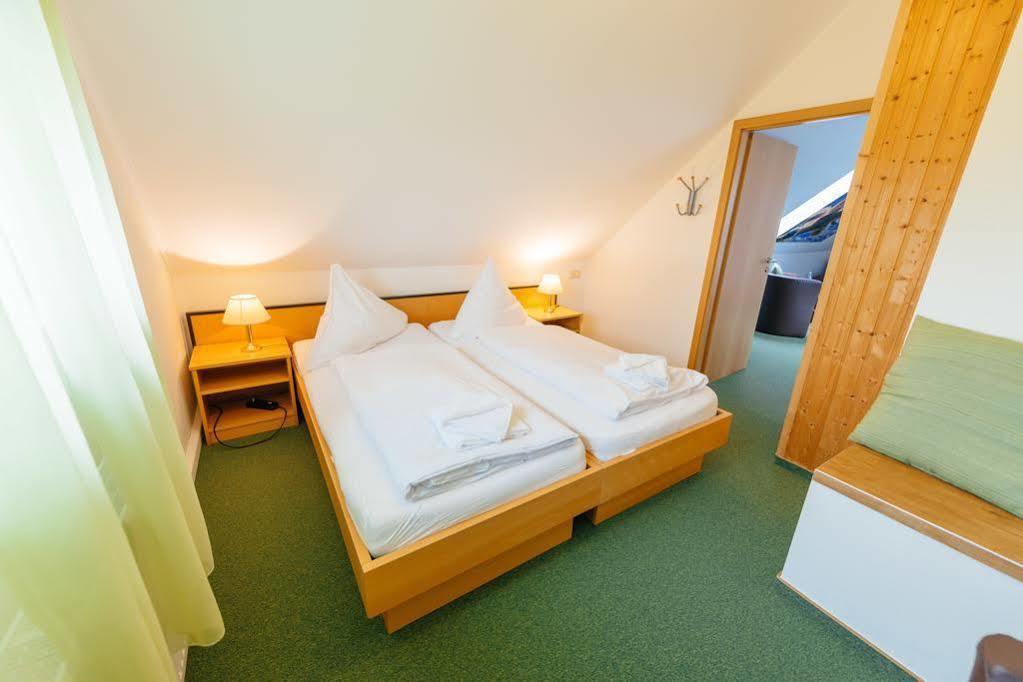 Hotel Rhoenhof 훈펠트 외부 사진